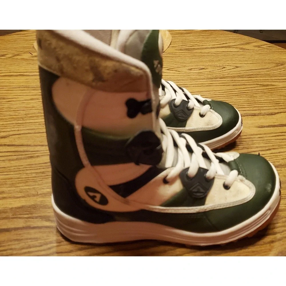 Vintage Airwalk Advantage  Womens Lace Up‎ Snowboard Boots Size US 8